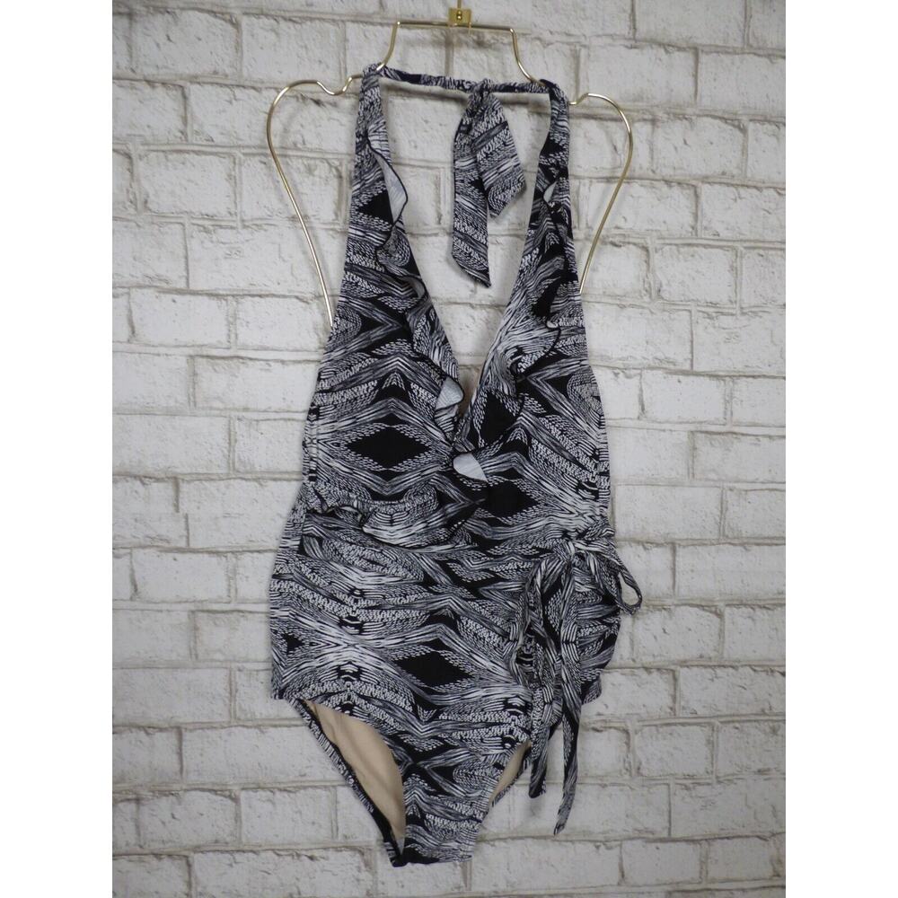 Beach Scene Black White Ruffled Halter One Piece Swimsuit 12 NEW